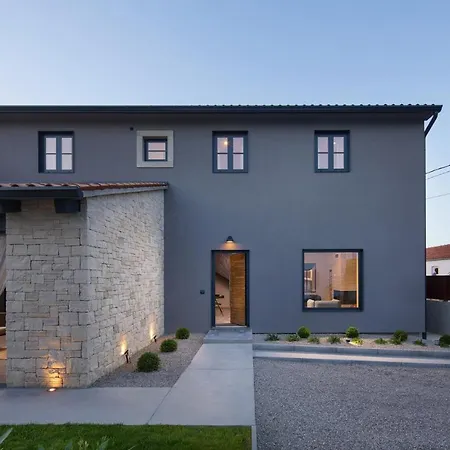 Vizzani Villa Labin (Istria)